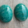 Cabochon amazonit rusesc, 25x18 mm (2 buc)