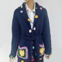 Cardigan tricotat cu floricele multicolore