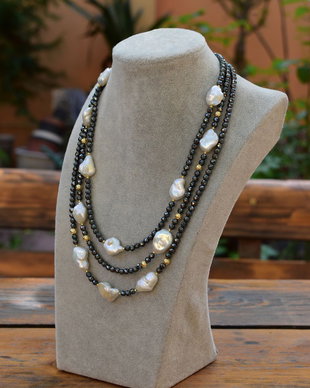 Colier triplu sir din perle baroc si hematit
