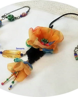 colier cu flori galben multicolor