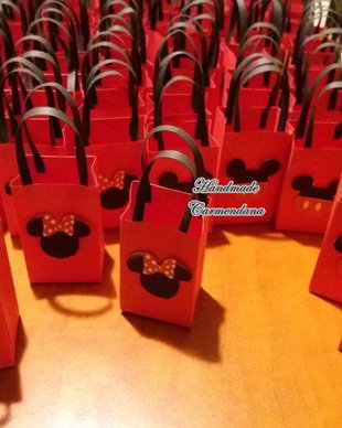 Pungute Mikey / Minnie