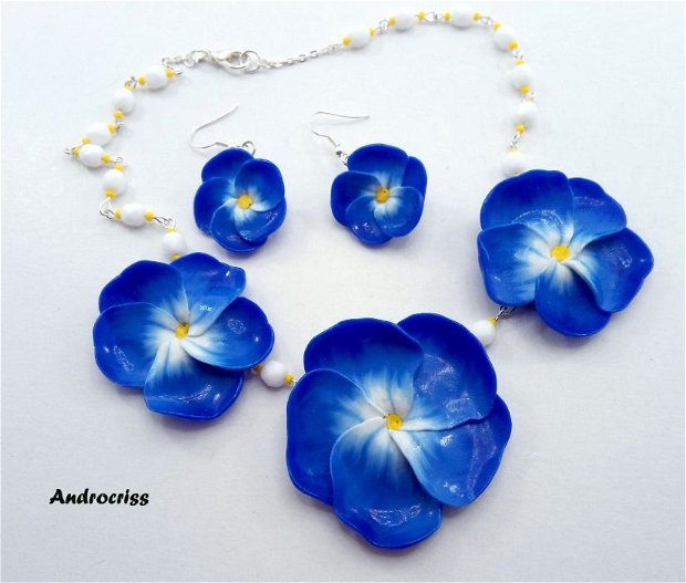 Flori albastre,set bijuterii din lut polimeric