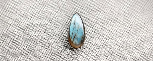 Cabochon Labradorit - Lacrima - HQ
