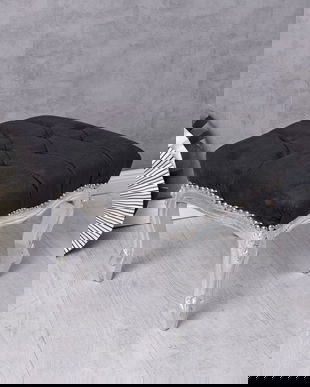 Scaunel din lemn masiv argintiu cu tapiterie neagra