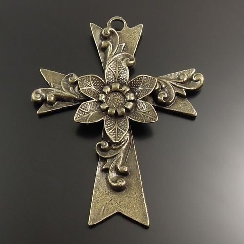 K0842 - (1buc) Pandantiv cruce, aliaj metalic aspect bronz, 73x59x7mm