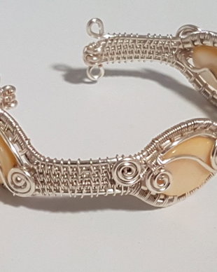 Bratara lucrata manual ,Bratara cu Mother of Pearl,Bratara din sarma.