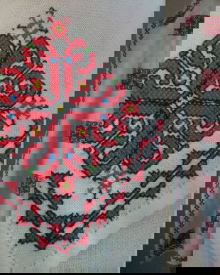 FATA DE MASA DREPTUNGHIULARA TESUTA SI BRODATA MANUAL