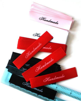 Etichete textile