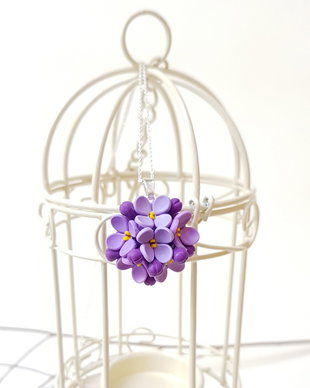 Lantisor argint cu flori de liliac