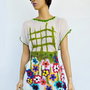 Bluza din matase naturala si floricele multicolore impaslite