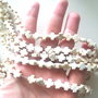 Margele howlite