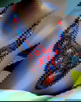 Retinut Adriana / "Mystic Hard 2 " / Colectia " Odoare din Izvoare " Podoabe/broderii manuale cu margelutze japoneze si cehesti, pietre, rasina, perle si aur/argint