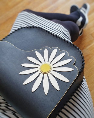 Geanta "Crossbody" handmade unicat- DAISY