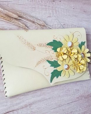 poseta plic handmade unicat din piele - Yellowish