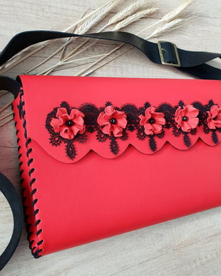 Geanta "Crossbody" handmade unicat -Traditional Red