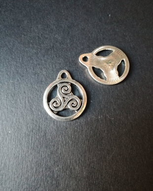 PANDANTIV - 27 X 22 MM