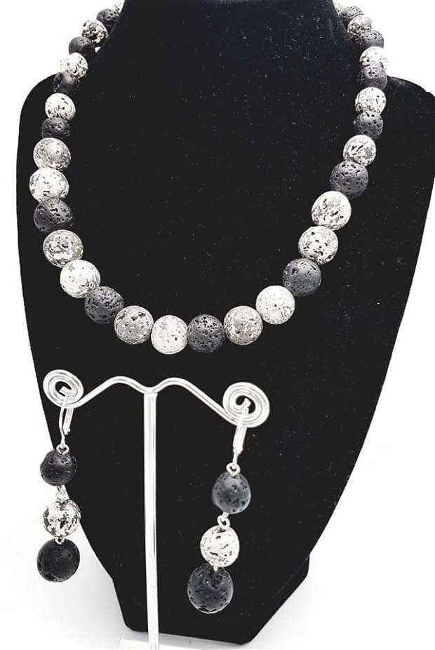 set format din colier si cercei din perle de lava argintate