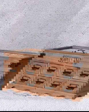 Cutie din lemn pentru depozitat diverse obiecte