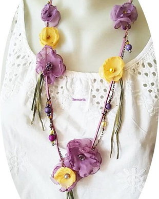 colier floral lavanda si lamaie