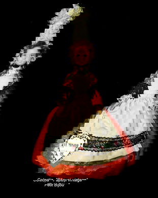 Păpușa "Petit Bijou" (065)