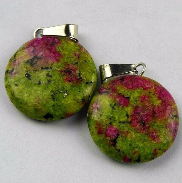 Ruby zoisite