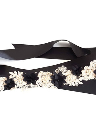 Brau cu dantela/Cordon handmade