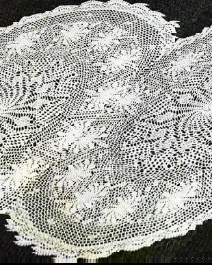 fata de masa dantela crosetata manual