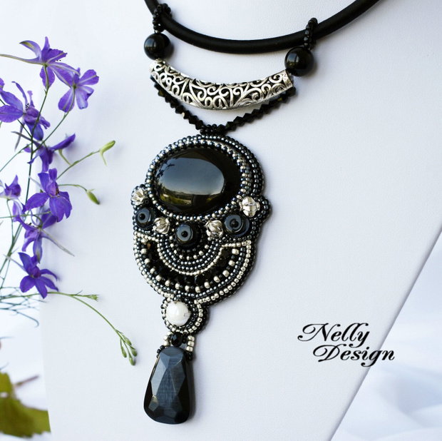 Set cercei si colier cu onix