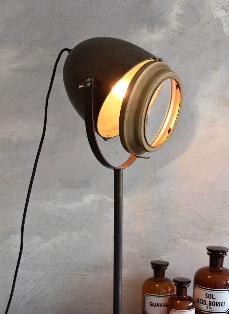 Lampa industriala de masa cu un bec Edison