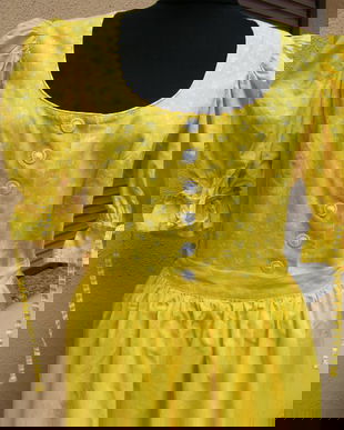 Rochie model rustic cu sorț