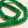 Jad verde intens rondele fatetate aprox 8x5 mm