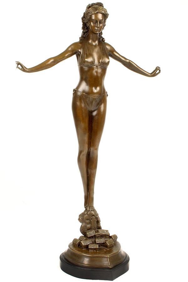 Doamna in bikini- statueta din bronz pe soclu din marmura