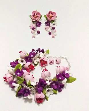 Set cu flori de cires