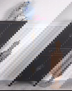 Cabinet exotic din lemn masiv negru