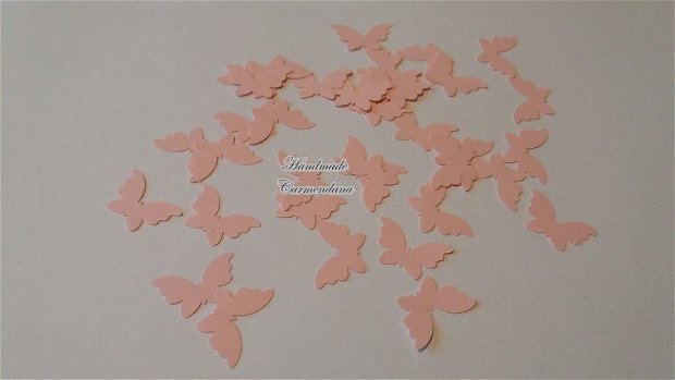 Confetti fluturi