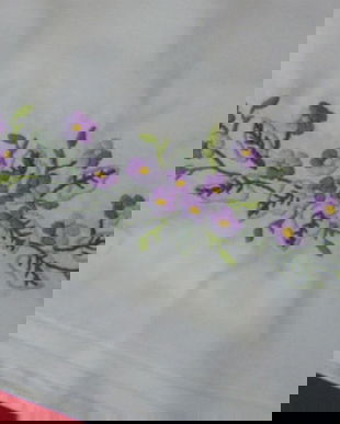 Fata de masa cu broderie panseluțe