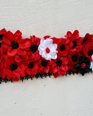 Cordon cu flori.textil rosu.rezervat