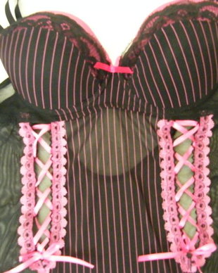 Furou sexy  cu volanase