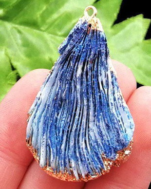 K0927 - Pandant / pandantiv, coral vopsit albastru, 42x25x11mm