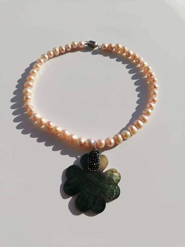 Colier perle naturale