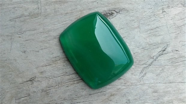 Cabochon calcedonie verde, 42x33 mm