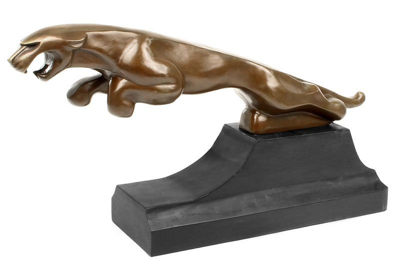 Jaguar stilizat - statueta din bronz pe soclu din marmura