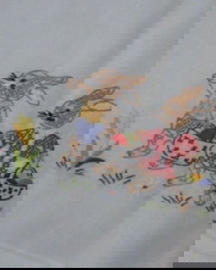 Fata de masa brodata