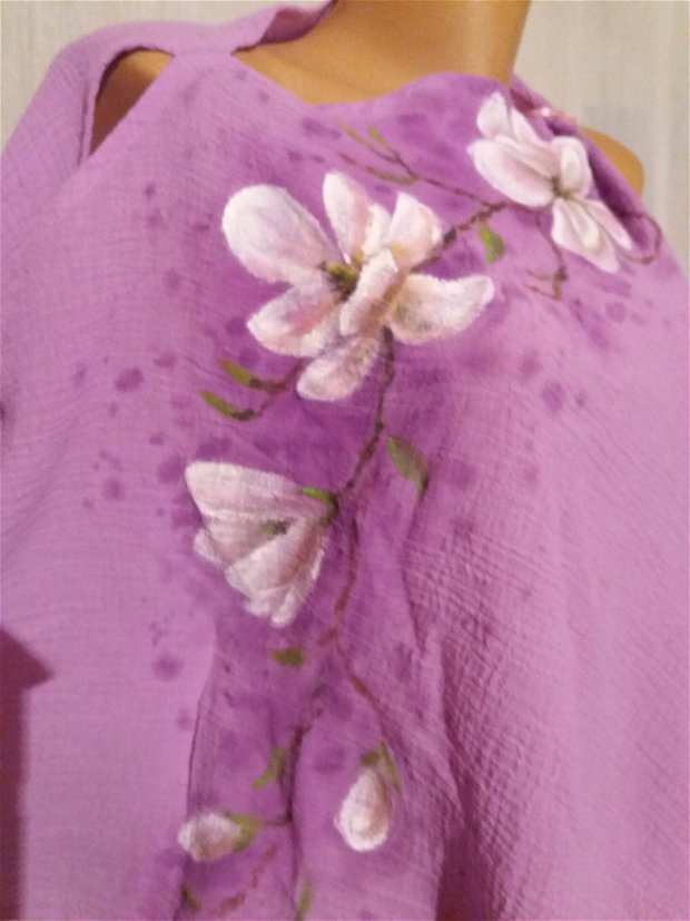Bluza asimetrica lila pictata ,,Magnolie alba""