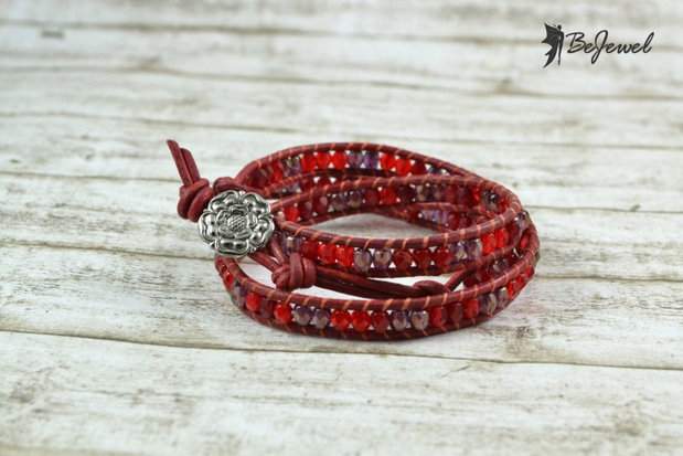 Bratara wrap cu snur de piele si mix de cristale ''Red Riddin' Hood''