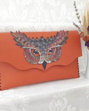 poseta plic handmade unicat din piele - OWL