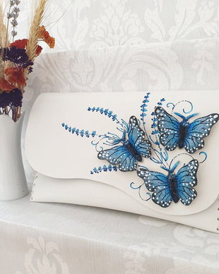 poseta plic handmade unicat din piele - Light BLUE Butterflies