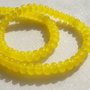 Jad galben discuri aprox 6.5x4 mm