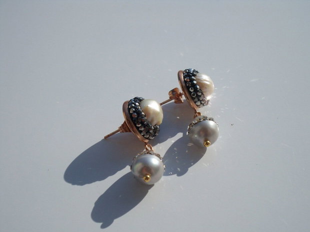 Cercei perle freshwater&rhinestone(rezervati Mihaela C.)