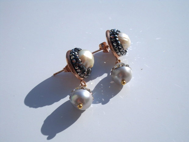 Cercei perle freshwater&rhinestone(rezervati Mihaela C.)